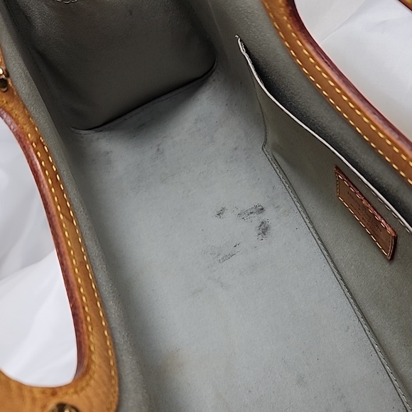 Authentic Louis Vuitton Roxbury Drive - Picture 14 of 16